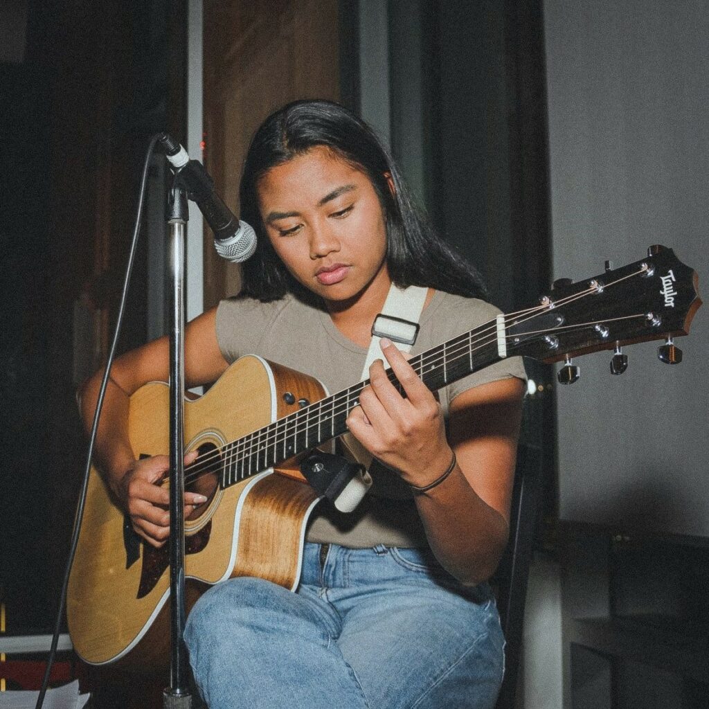 Katrina Del Rosario brings acoustic vibes and beautiful melodies to Mossop's Social House for July 2024!