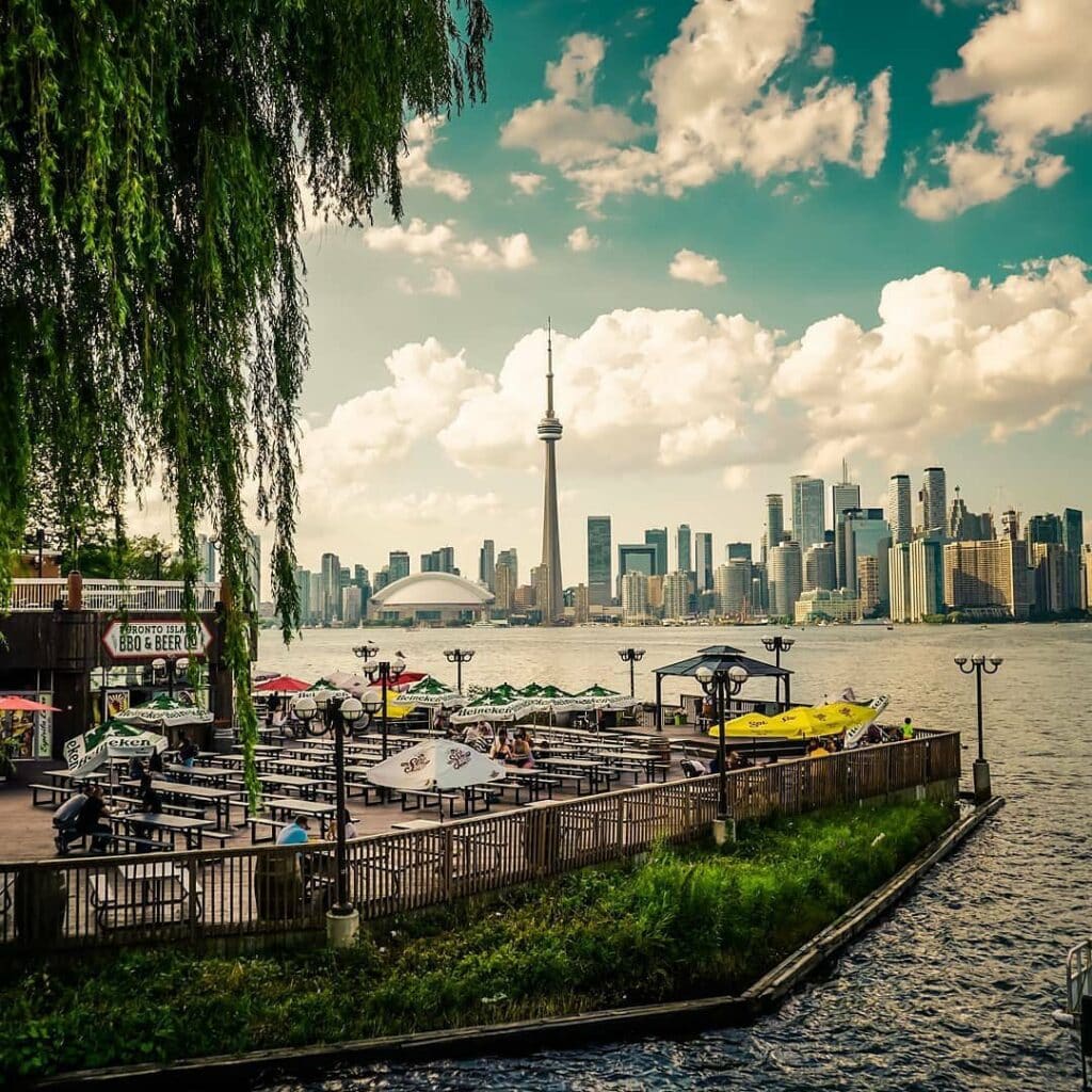 Photo credit: @toronto.islands on Instagram